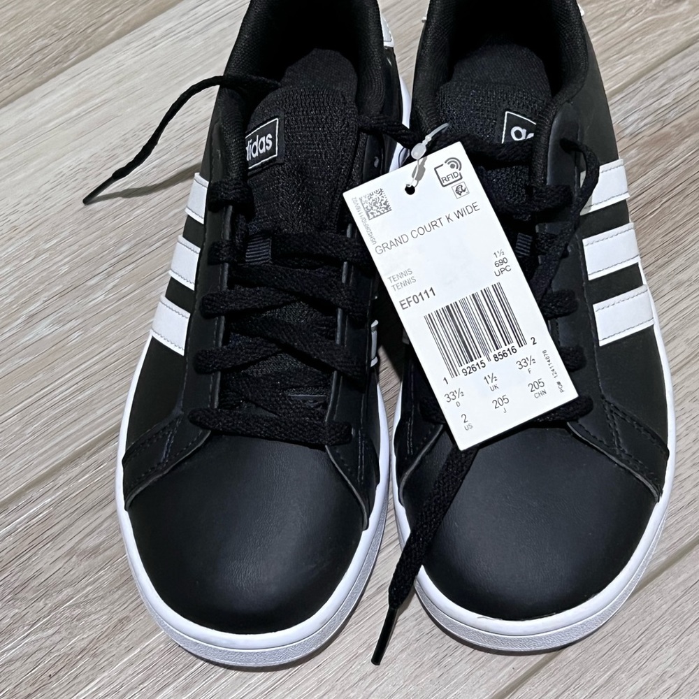 Brand new never worn w/tags Adidas Grand Court K wide black and white sneakers